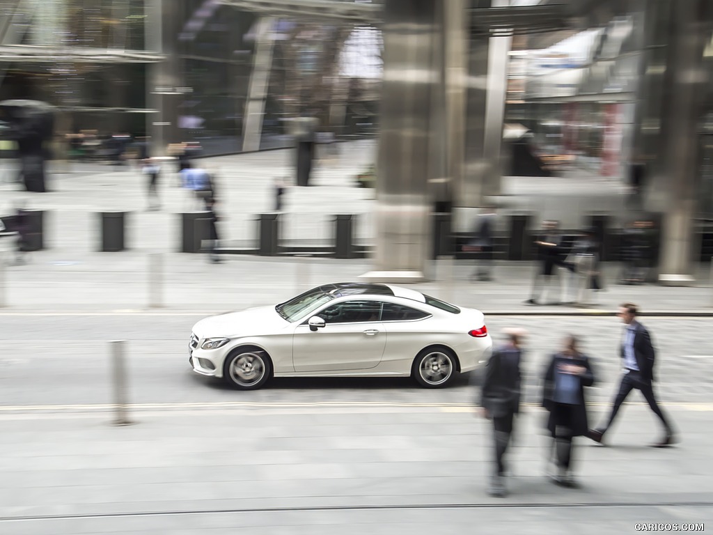 2017 Mercedes-Benz C-Class Coupe (UK-Spec) - Top