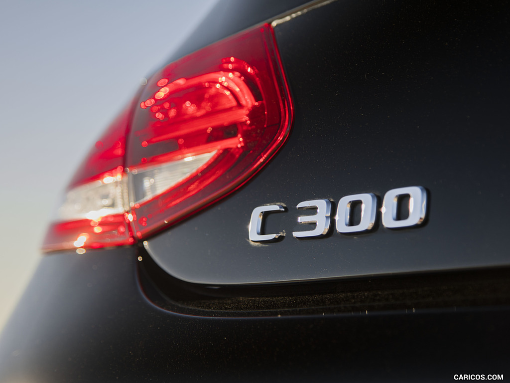 2017 Mercedes-Benz C300 Cabrio (US-Spec) - Badge