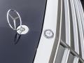 2017 Mercedes-Benz C350e C-Class Plug-in-Hybrid (US-Spec) - Badge