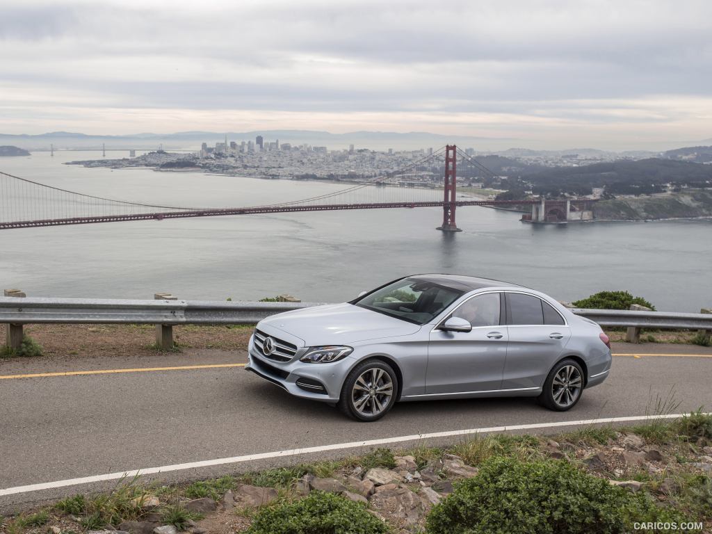 2017 Mercedes-Benz C350e C-Class Plug-in-Hybrid (US-Spec) - Front