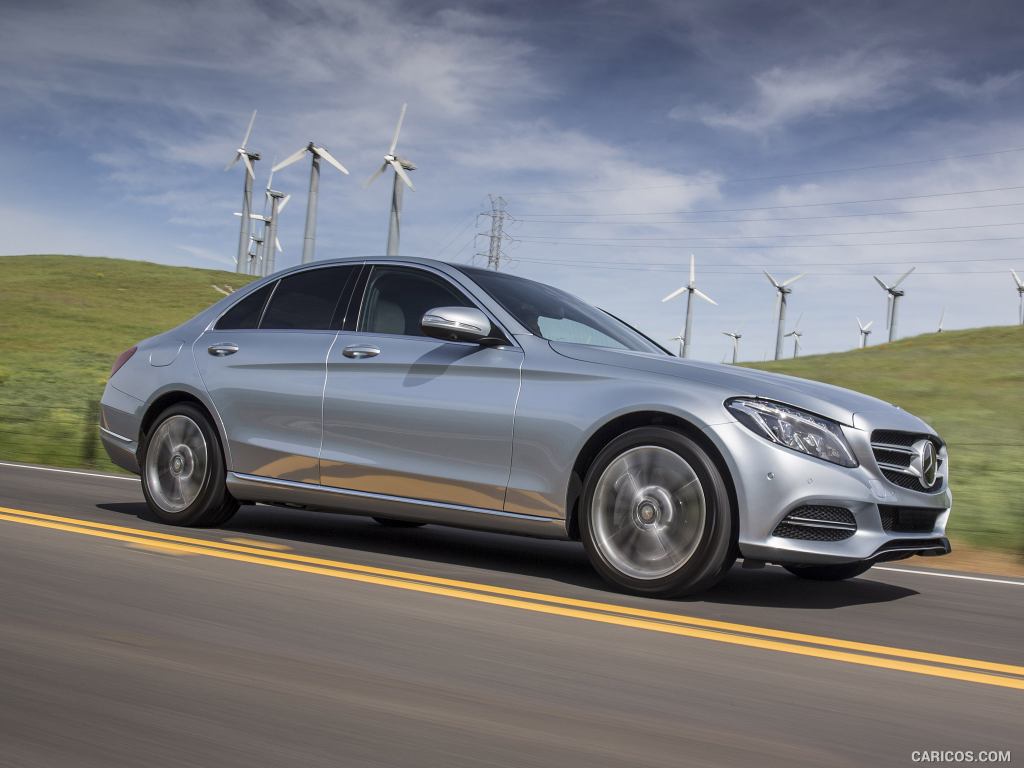 2017 Mercedes-Benz C350e C-Class Plug-in-Hybrid (US-Spec) - Front