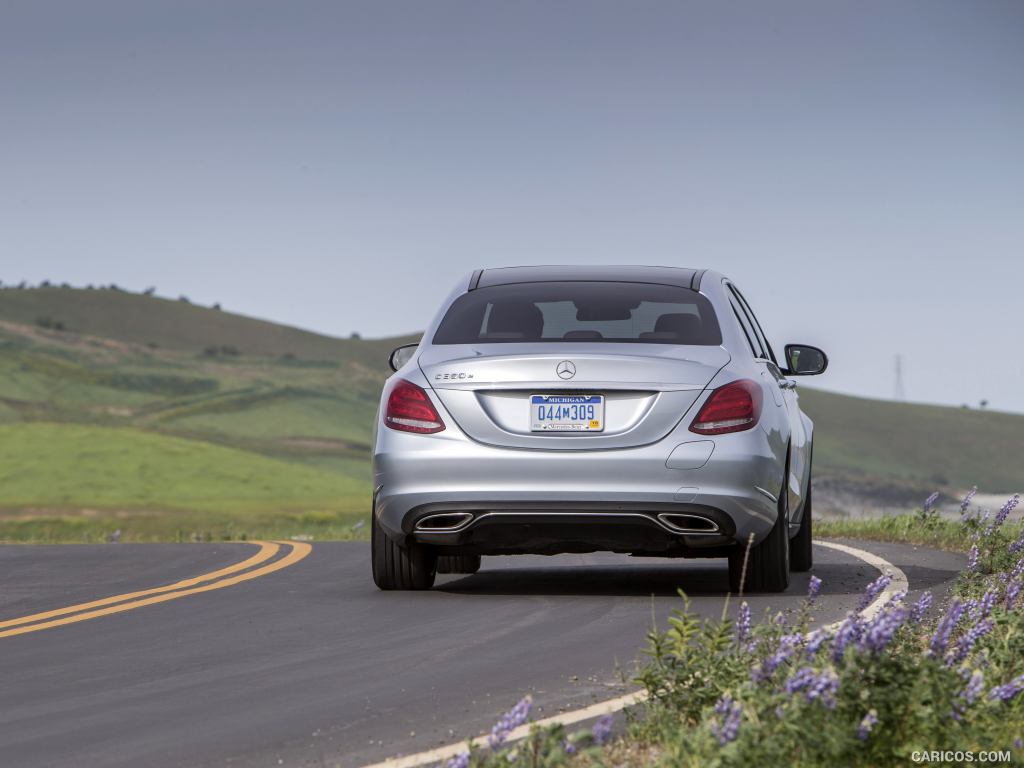 2017 Mercedes-Benz C350e C-Class Plug-in-Hybrid (US-Spec) - Rear