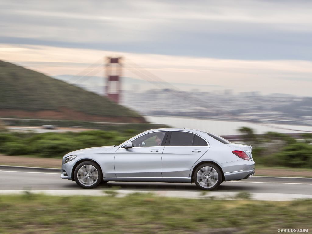 2017 Mercedes-Benz C350e C-Class Plug-in-Hybrid (US-Spec) - Side