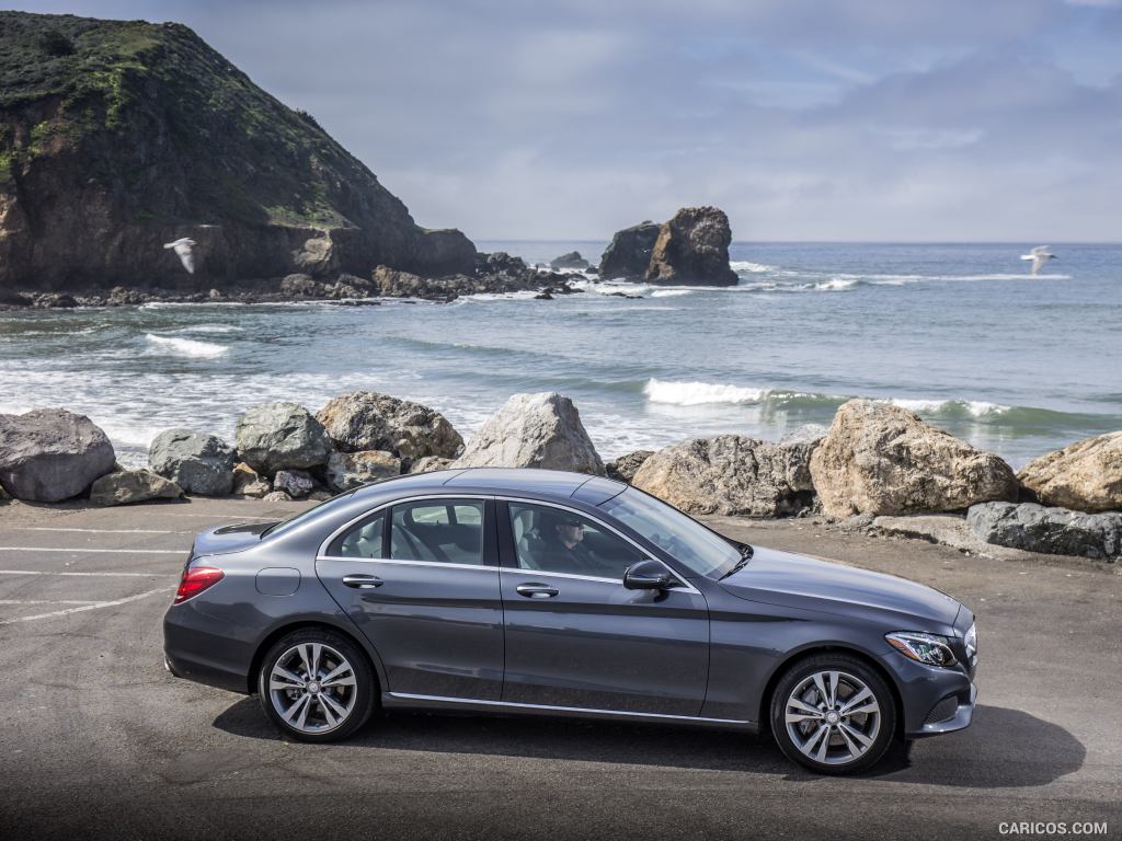 2017 Mercedes-Benz C350e C-Class Plug-in-Hybrid (US-Spec) - Side