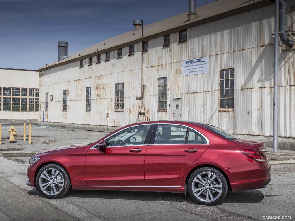 2017 Mercedes-Benz C350e C-Class Plug-in-Hybrid (US-Spec) - Side