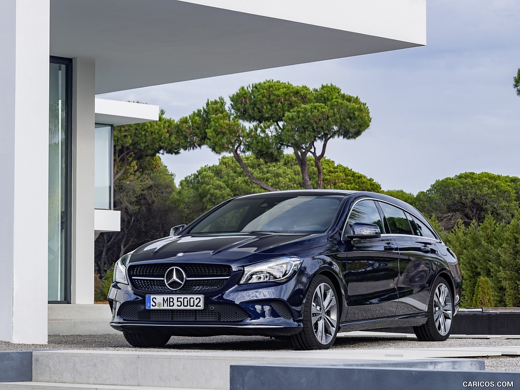 2017 Mercedes-Benz CLA 250 4MATIC Shooting Brake (Chassis: X117, Color: Canvasite blue) - Front