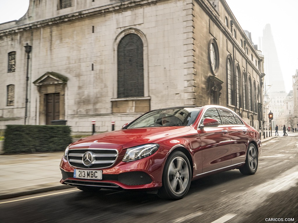 2017 Mercedes-Benz E-Class (UK-Spec) - Front