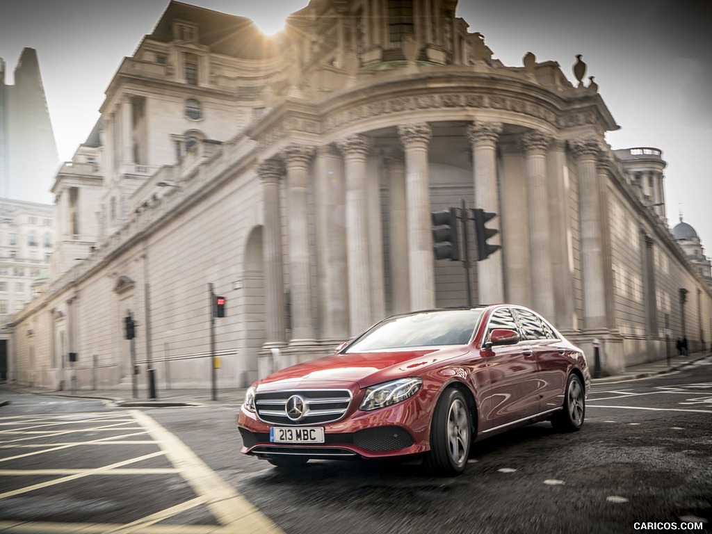 2017 Mercedes-Benz E-Class (UK-Spec) - Front