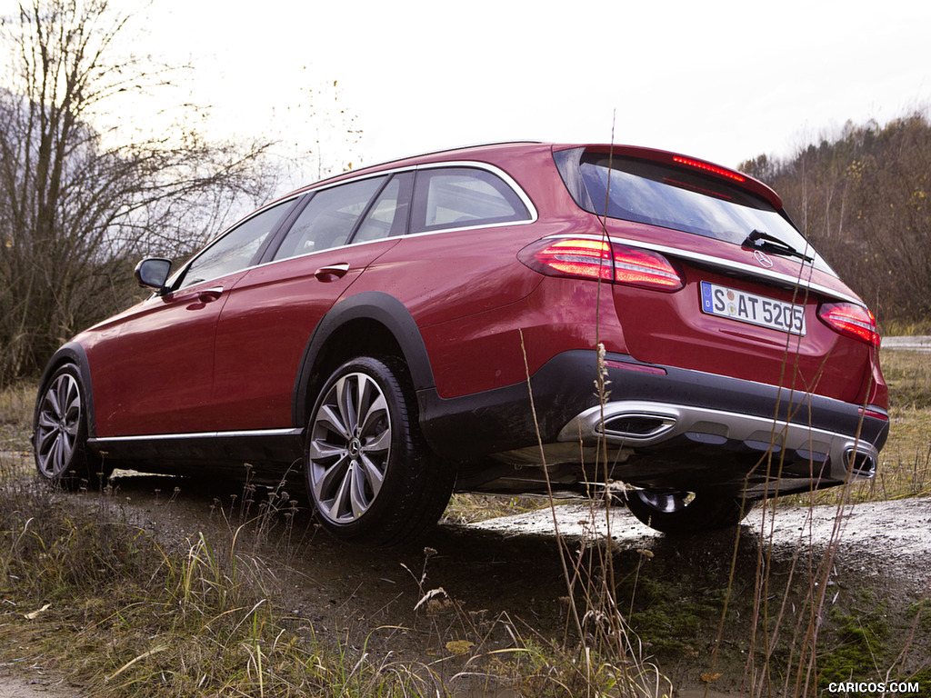 2017 Mercedes-Benz E-Class All-Terrain (Color: Designo Hyacinth Red Metallic) - Off-Road