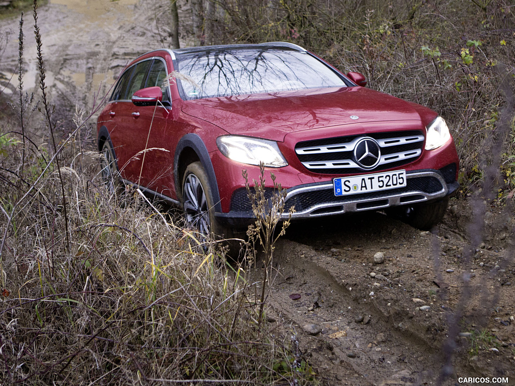 2017 Mercedes-Benz E-Class All-Terrain (Color: Designo Hyacinth Red Metallic) - Off-Road