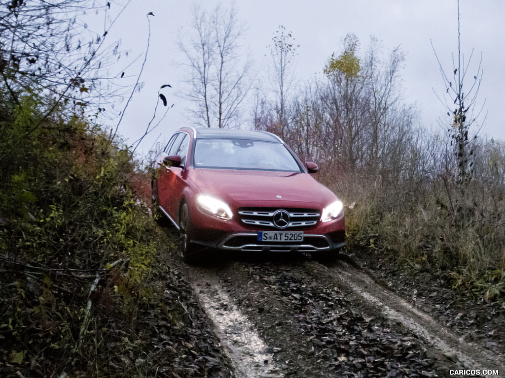 2017 Mercedes-Benz E-Class All-Terrain (Color: Designo Hyacinth Red Metallic) - Off-Road