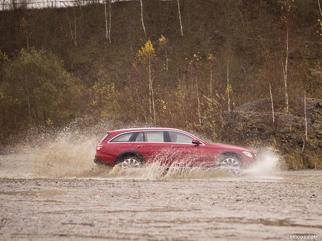 2017 Mercedes-Benz E-Class All-Terrain (Color: Designo Hyacinth Red Metallic) - Off-Road