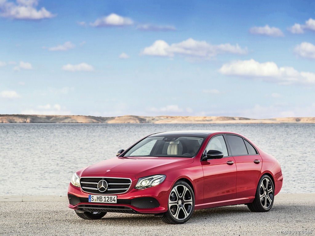 2017 Mercedes-Benz E-Class E 220 d AVANTGARDE Night Package (Color: Hyazinth red) - Front