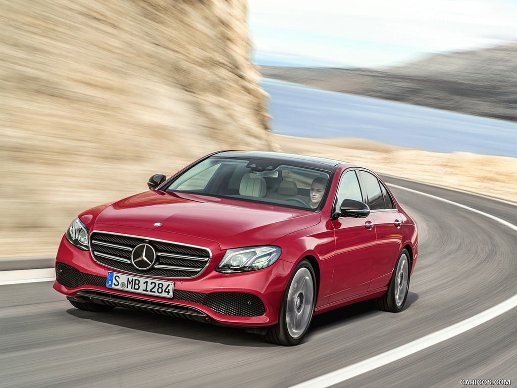 2017 Mercedes-Benz E-Class E 220 d AVANTGARDE Night Package (Color: Hyazinth red) - Front