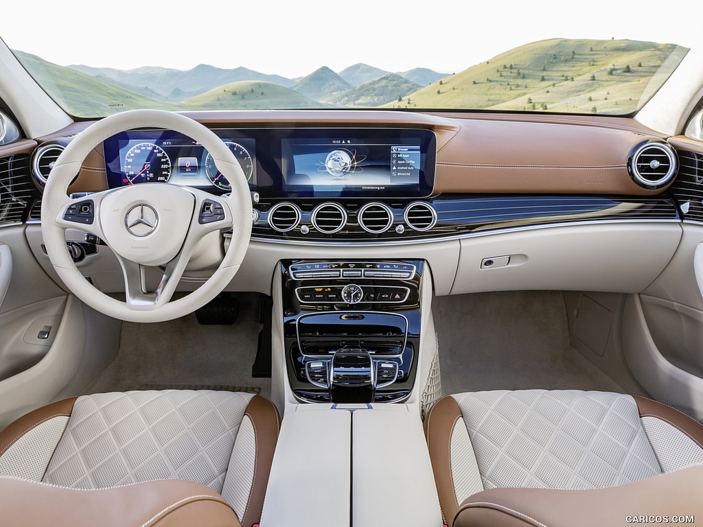 2017 Mercedes-Benz E-Class E 350 e EXCLUSIVE - Leather Saddle Brown/Macciato Interior, Cockpit