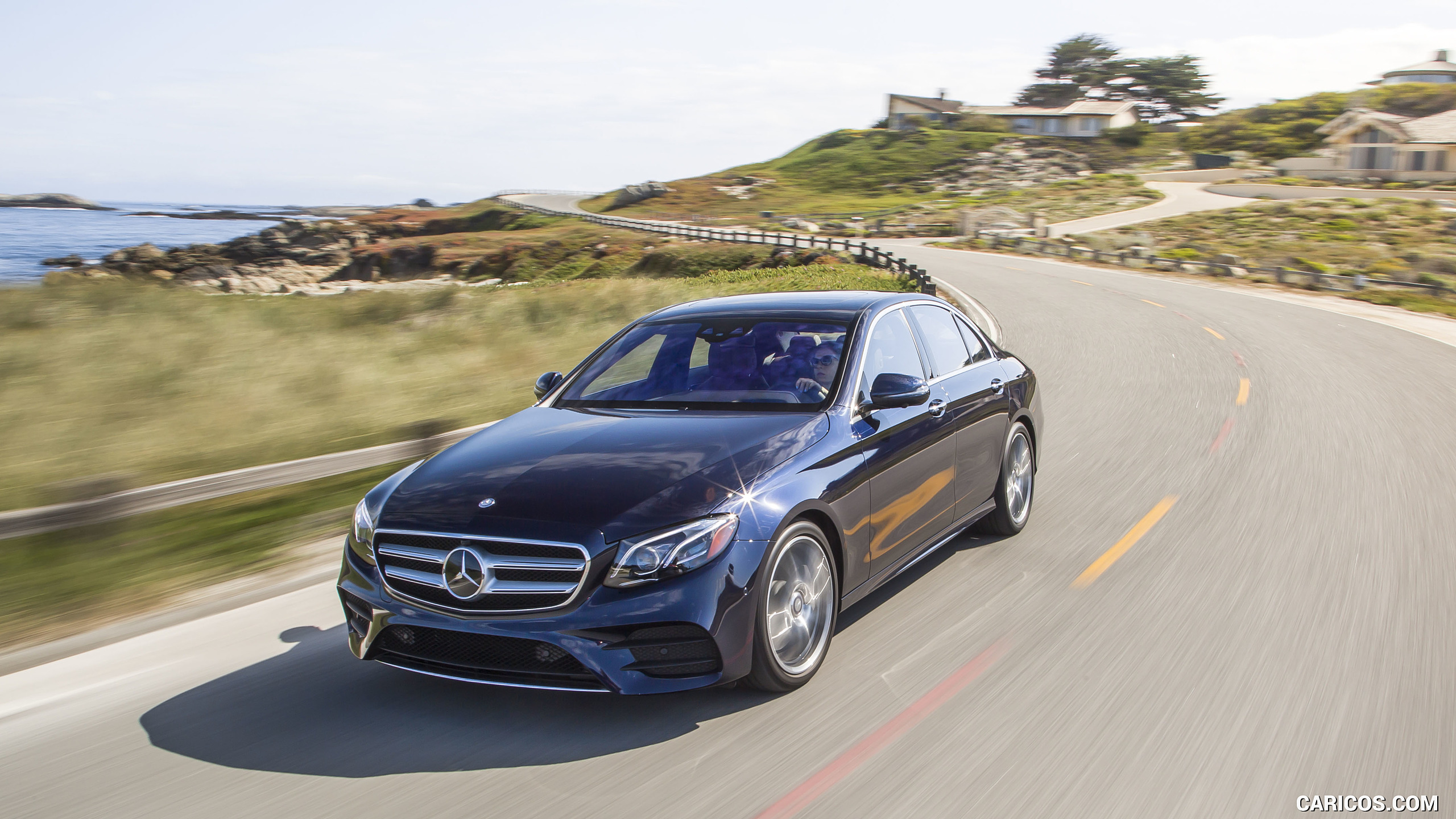 2017 Mercedes-Benz E-Class E300 Sedan (US-Spec) - Front Three-Quarter, #17 of 117