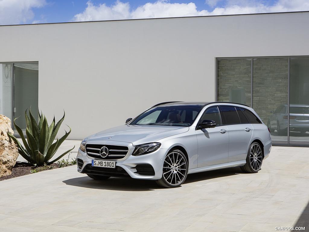 2017 Mercedes-Benz E-Class Estate E400 AMG Line (Color: Diamond Silver) - Front Three-Quarter