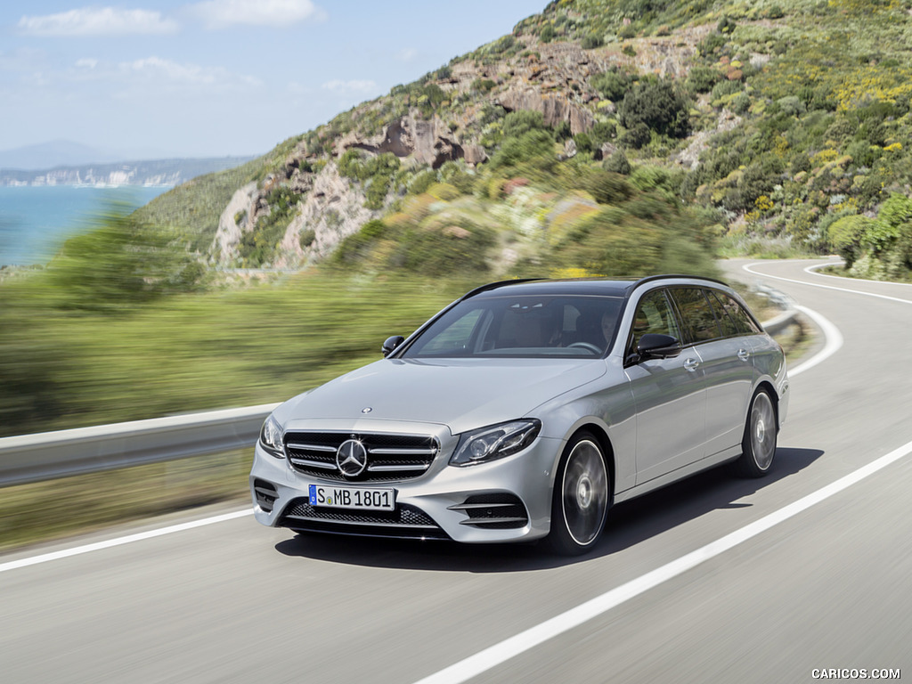 2017 Mercedes-Benz E-Class Estate E400 AMG Line (Color: Diamond Silver) - Front Three-Quarter