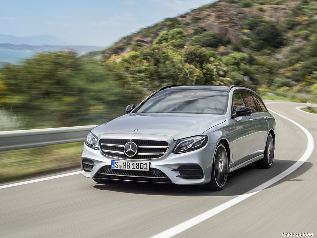 2017 Mercedes-Benz E-Class Estate E400 AMG Line (Color: Diamond Silver) - Front Three-Quarter