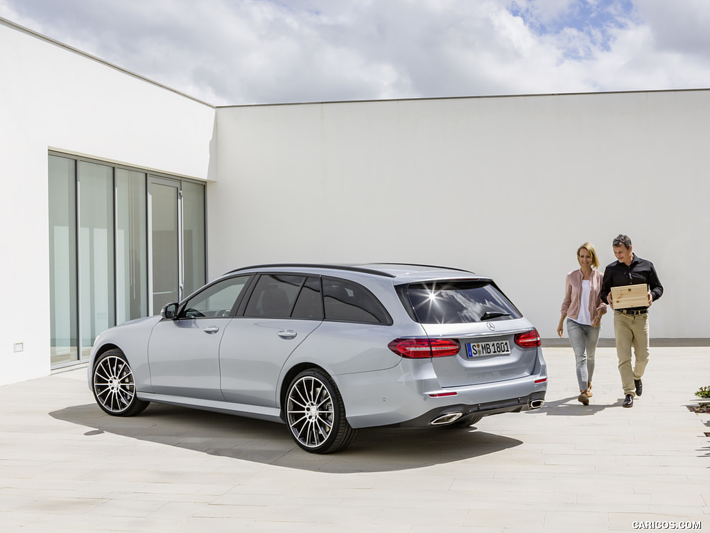 2017 Mercedes-Benz E-Class Estate E400 AMG Line (Color: Diamond Silver) - Rear Three-Quarter