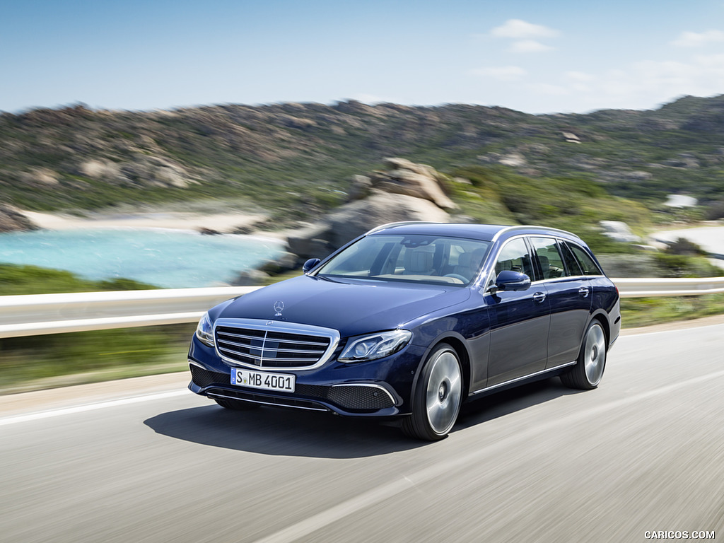 2017 Mercedes-Benz E-Class Estate Exclusive Line (Color: Cavansite Blue) - Front Three-Quarter