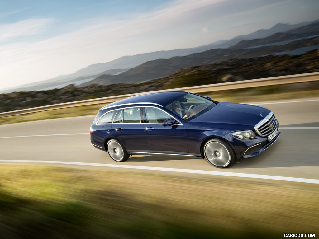 2017 Mercedes-Benz E-Class Estate Exclusive Line (Color: Cavansite Blue) - Side