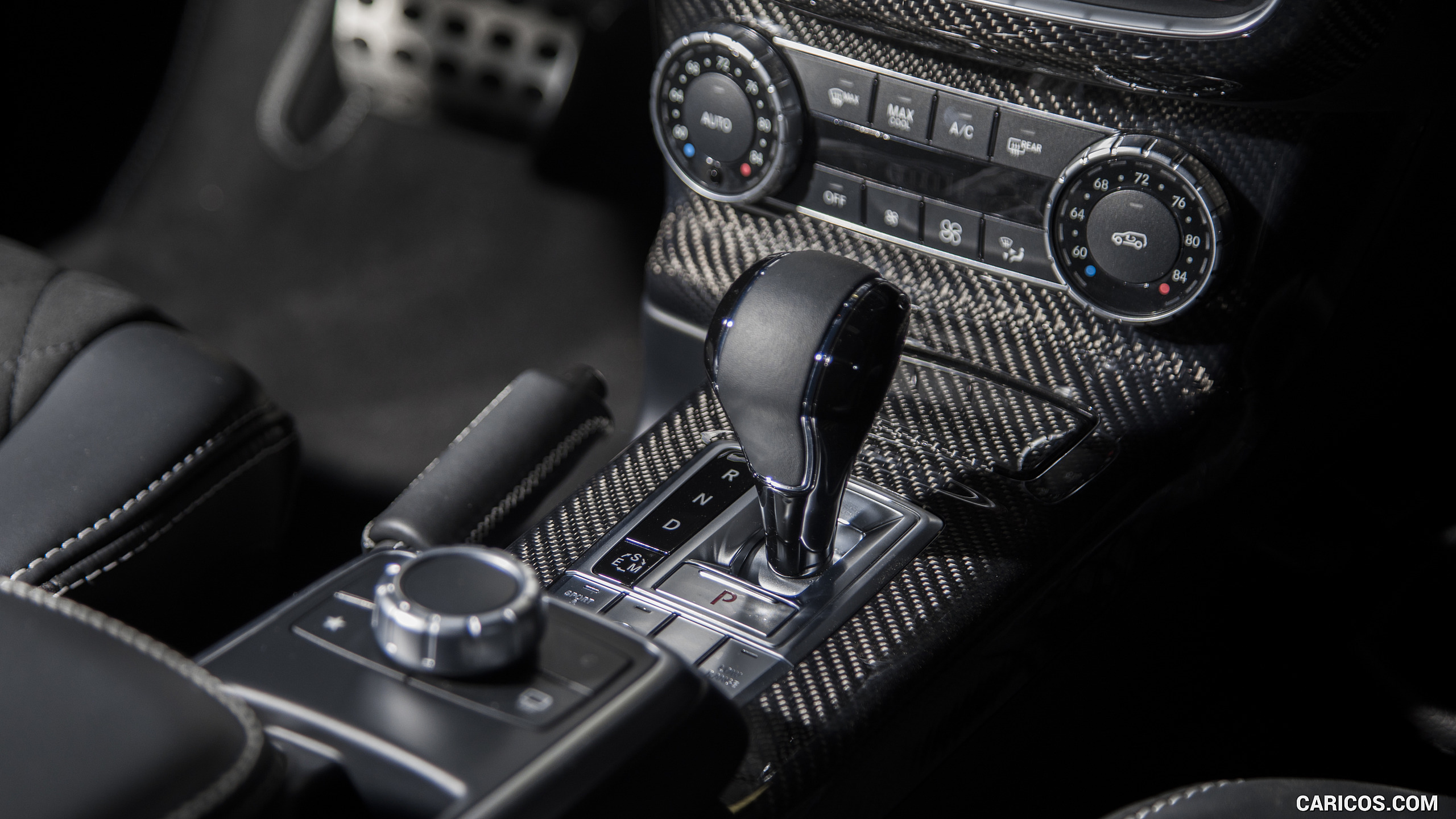 2017 Mercedes-Benz G550 4x4² (US-Spec) - Interior, Detail, #41 of 45