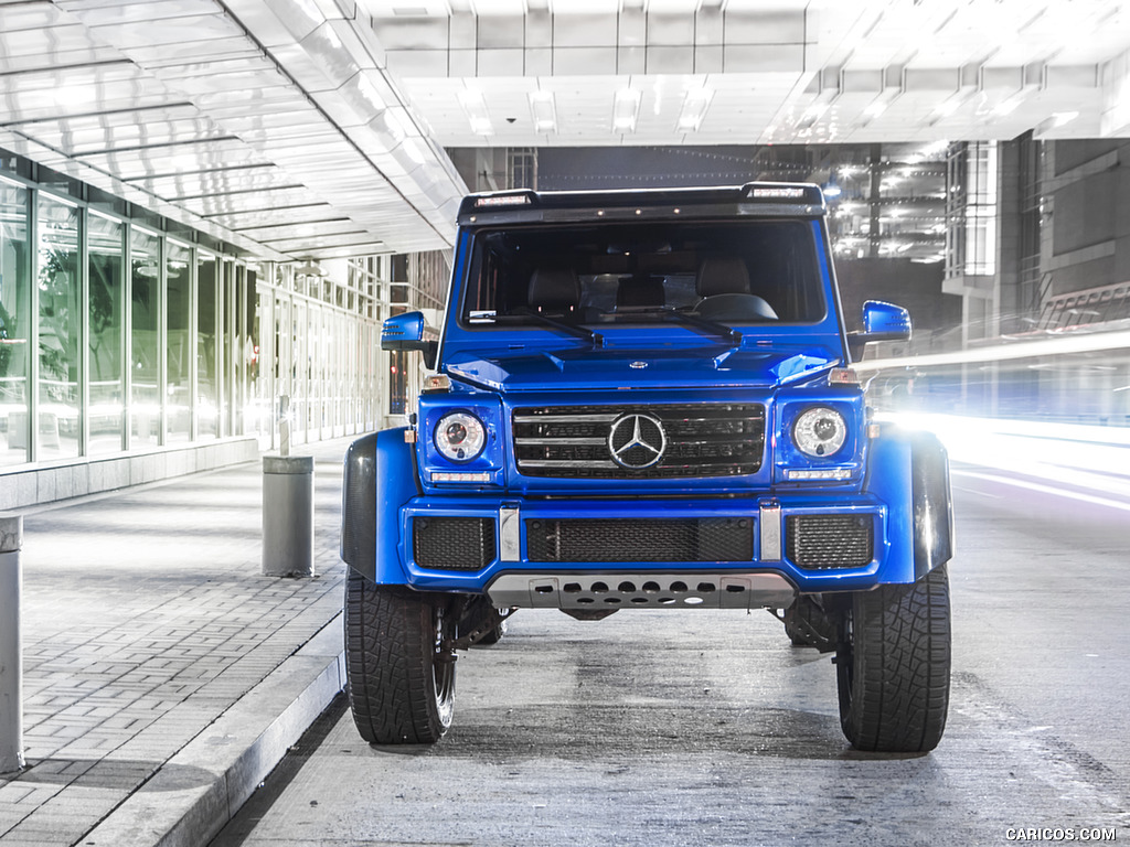 2017 Mercedes-Benz G550 4x4² (US-Spec) - Front