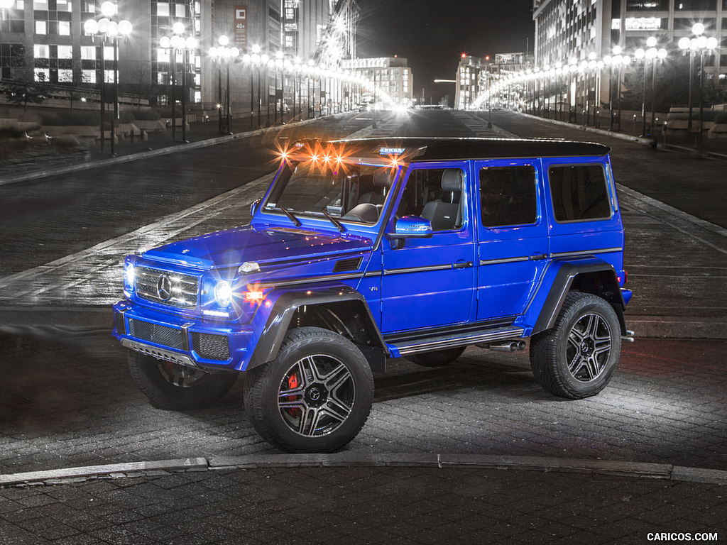 2017 Mercedes-Benz G550 4x4² (US-Spec) - Front Three-Quarter