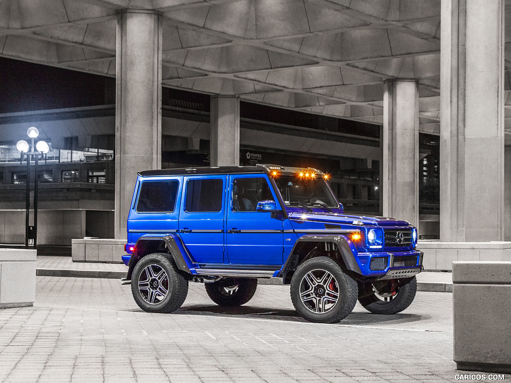 2017 Mercedes-Benz G550 4x4² (US-Spec) - Front Three-Quarter