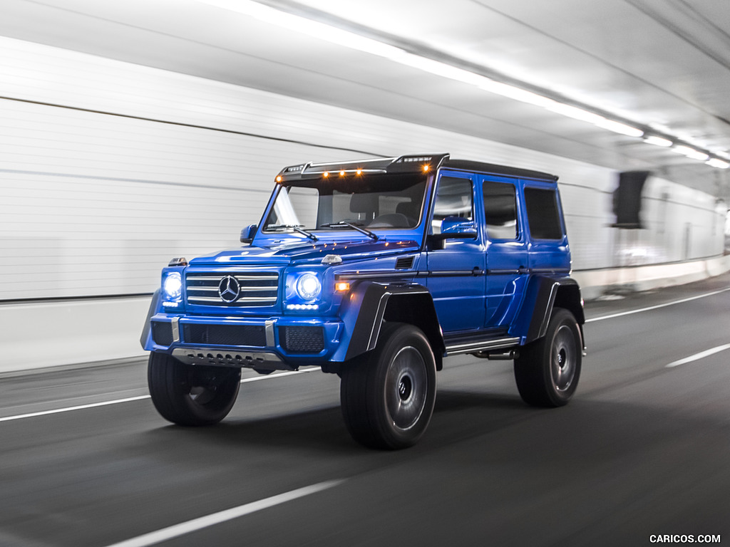 2017 Mercedes-Benz G550 4x4² (US-Spec) - Front Three-Quarter