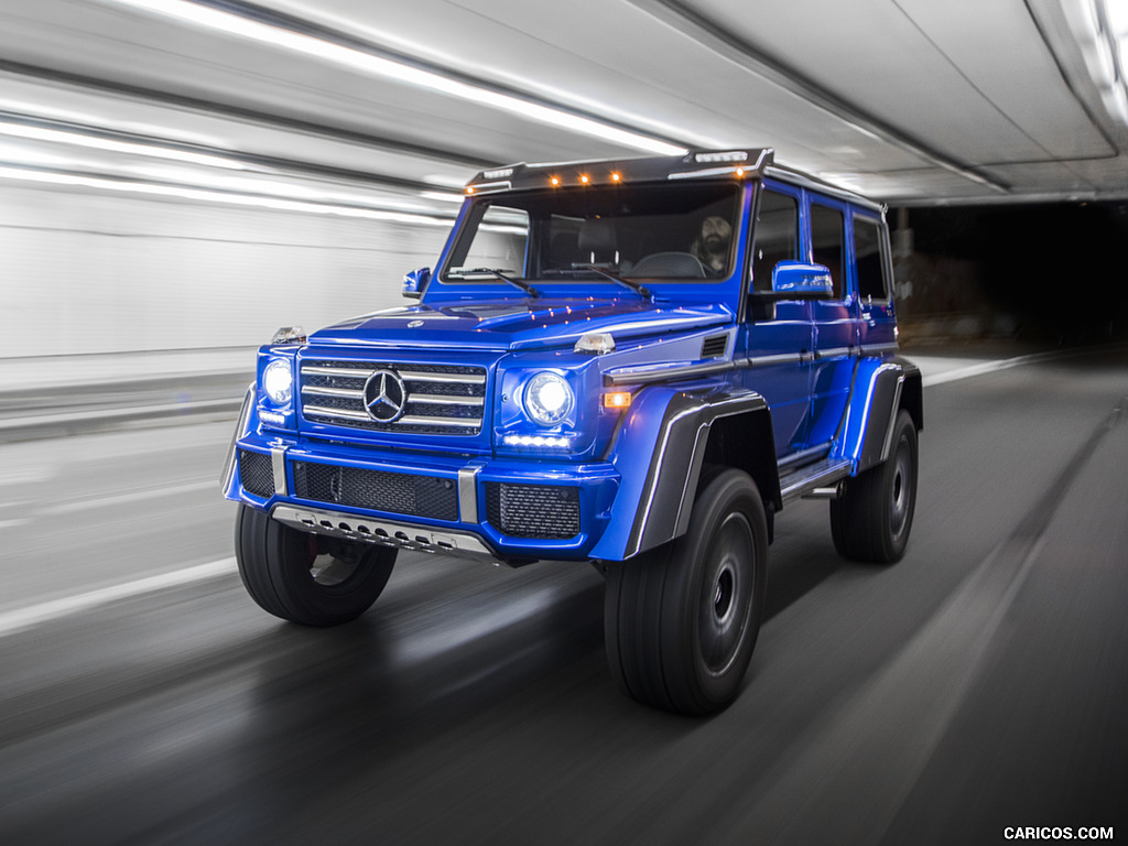 2017 Mercedes-Benz G550 4x4² (US-Spec) - Front Three-Quarter