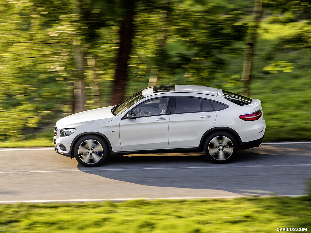 2017 Mercedes-Benz GLC 350 e Coupe Plug-in-Hybrid (Color: Diamond White) - Side