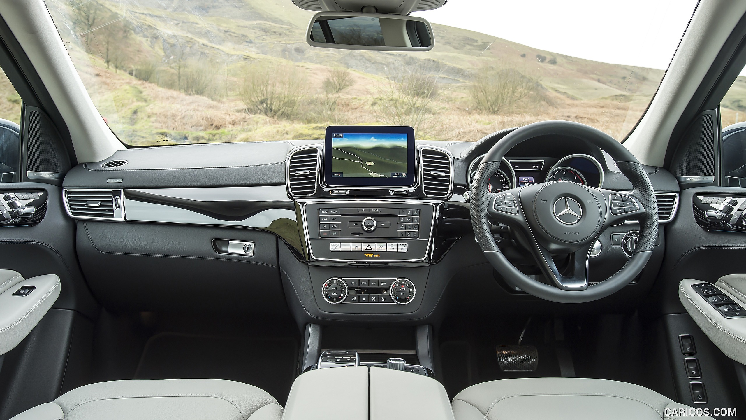 2017 Mercedes-Benz GLS 350 d 4MATIC AMG Line (UK-Spec, Diesel) - Interior, Cockpit, #247 of 255