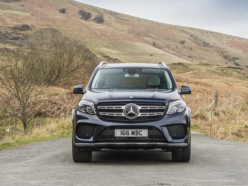 2017 Mercedes-Benz GLS 350 d 4MATIC AMG Line (UK-Spec, Diesel) - Front