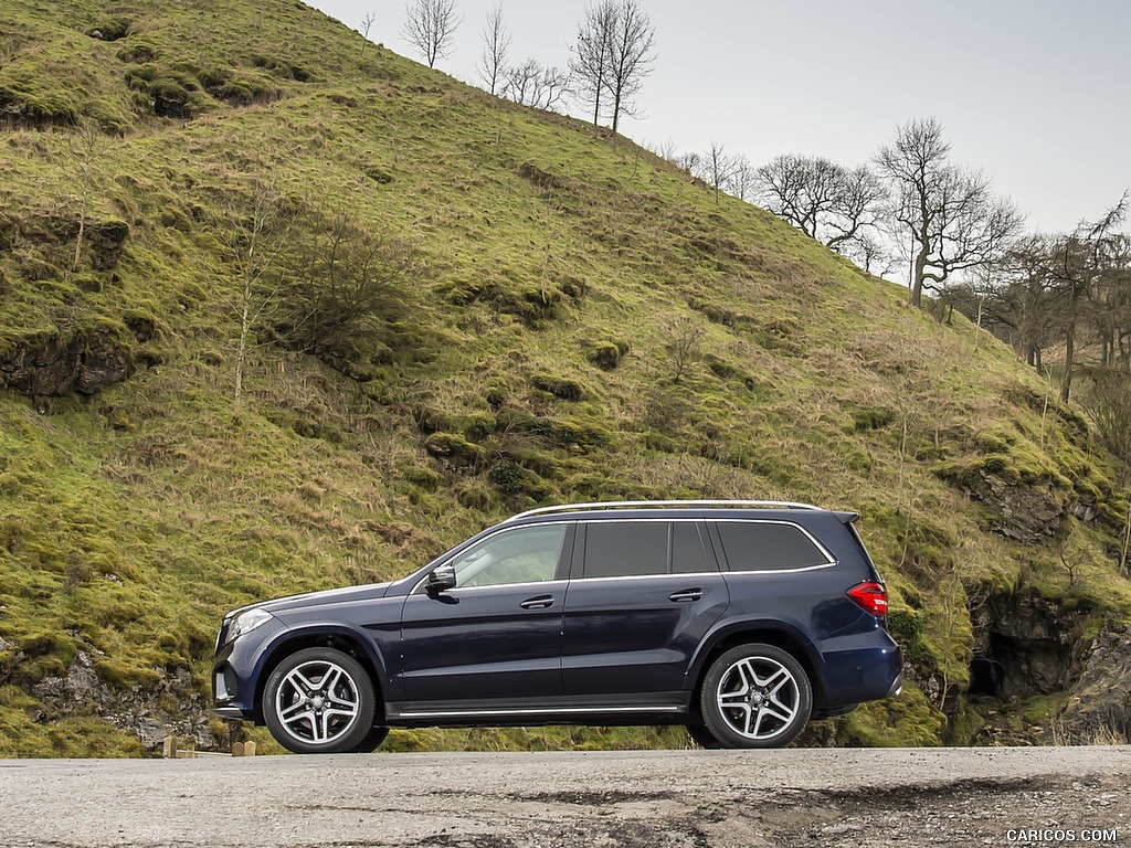 2017 Mercedes-Benz GLS 350 d 4MATIC AMG Line (UK-Spec, Diesel) - Side