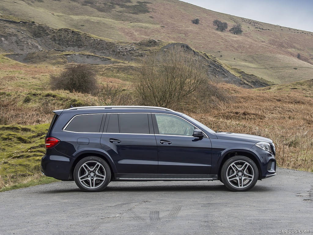 2017 Mercedes-Benz GLS 350 d 4MATIC AMG Line (UK-Spec, Diesel) - Side