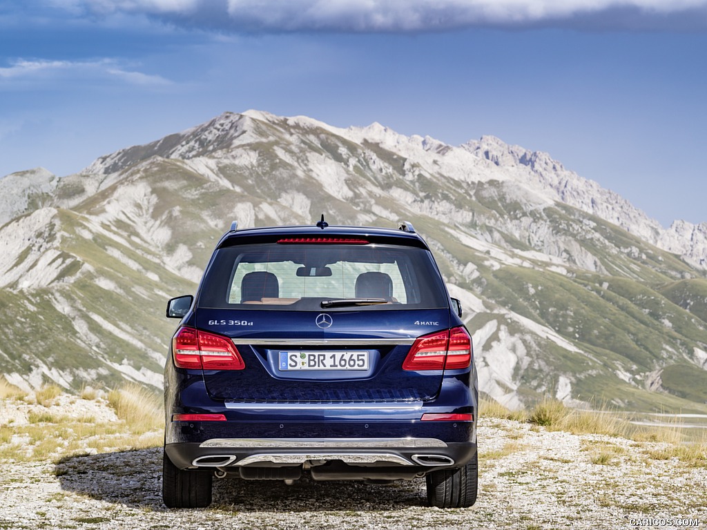 2017 Mercedes-Benz GLS 350d 4MATIC (Color: Cavansite Blue) - Rear