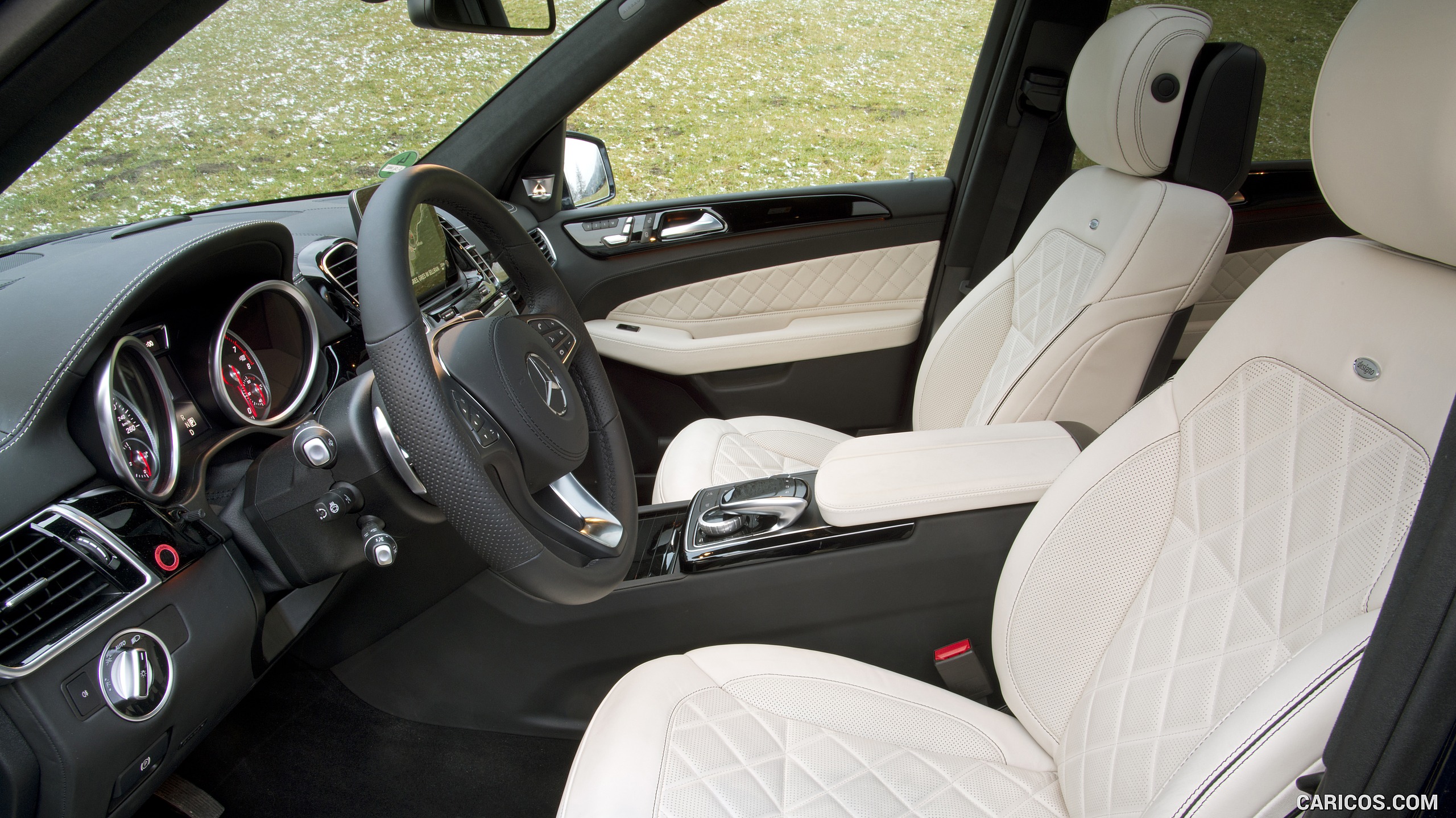 2017 Mercedes-Benz GLS 400 4MATIC - Interior, Front Seats, #63 of 255