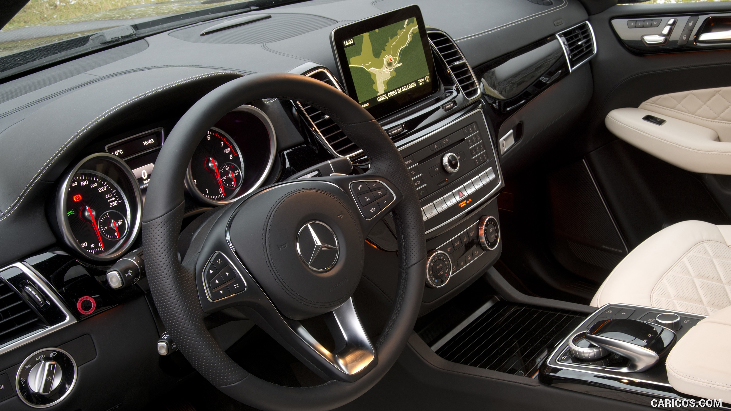 2017 Mercedes-Benz GLS 400 4MATIC - Interior, #67 of 255