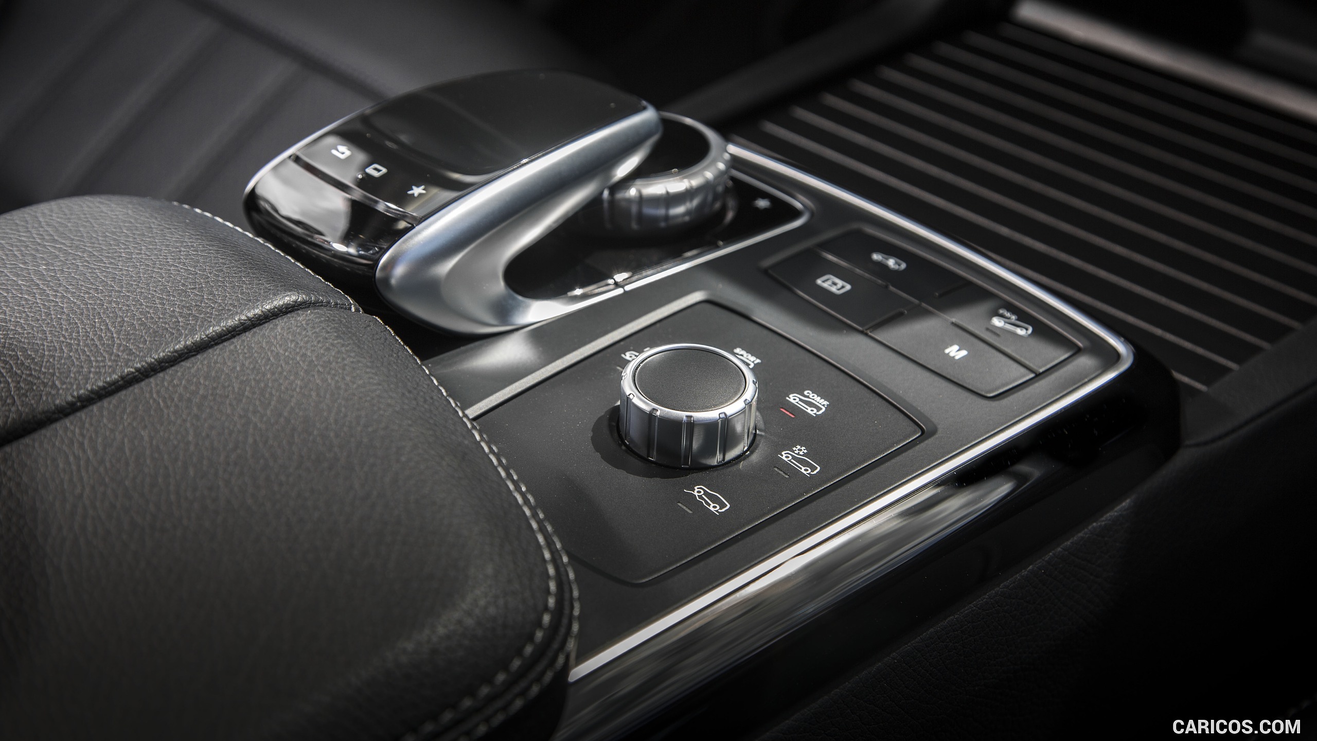 2017 Mercedes-Benz GLS 450 (US-Spec) - Interior, Controls, #66 of 82