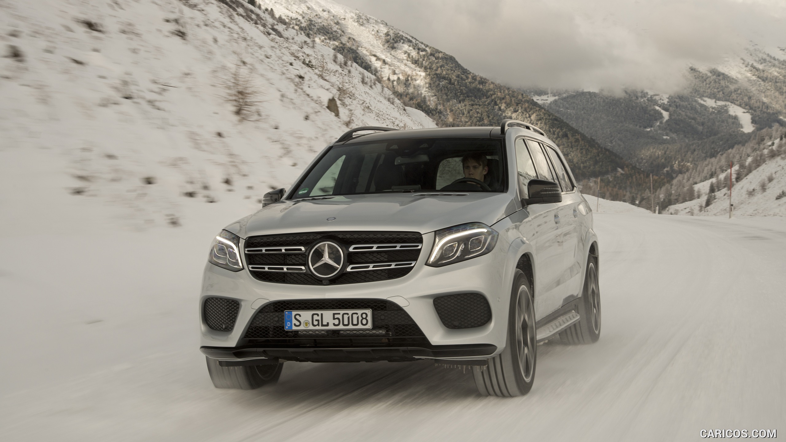 2017 Mercedes-Benz GLS 500 4MATIC AMG Line in Snow - Front, #124 of 255