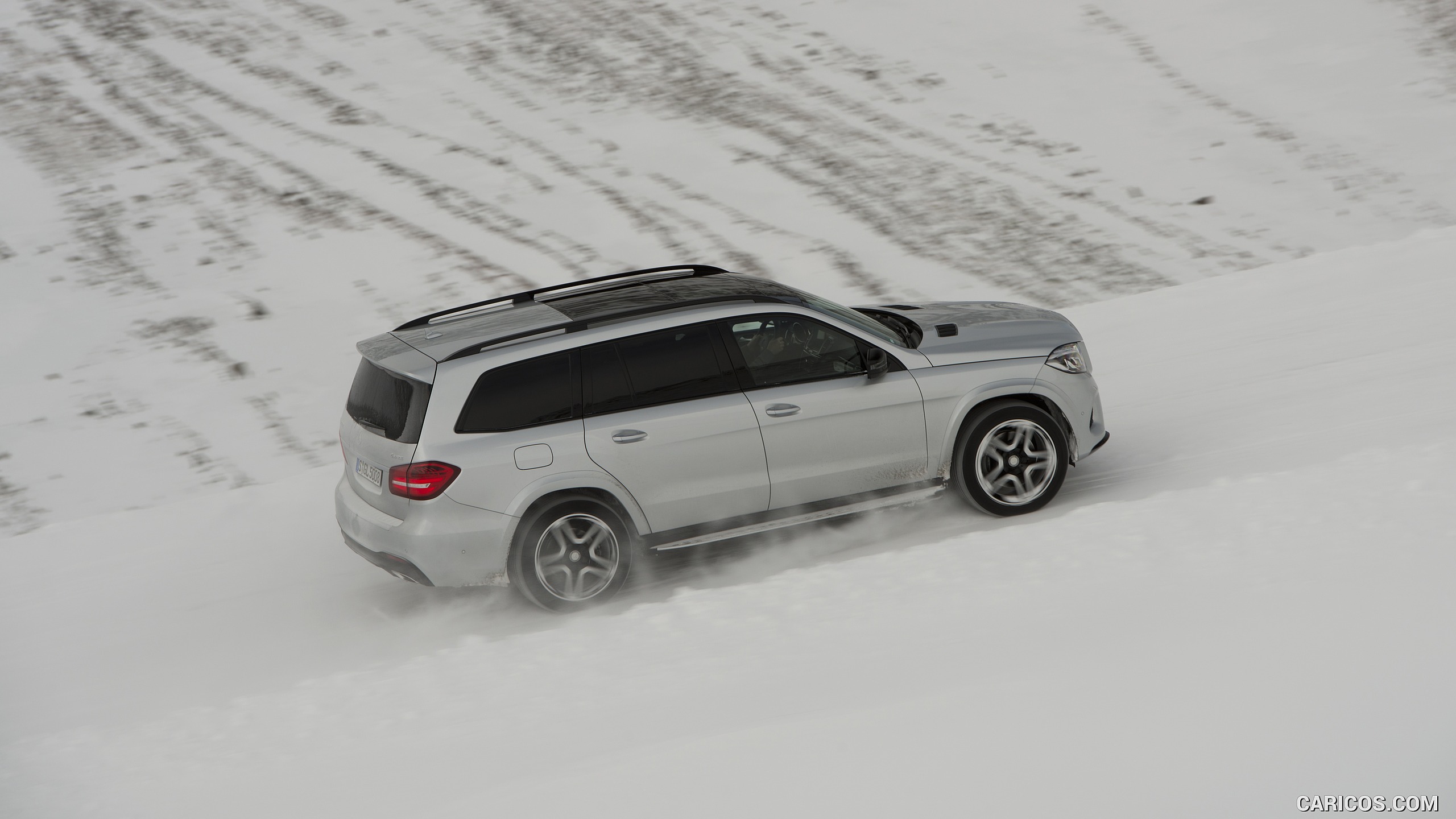 2017 Mercedes-Benz GLS 500 4MATIC AMG Line in Snow - Side, #154 of 255