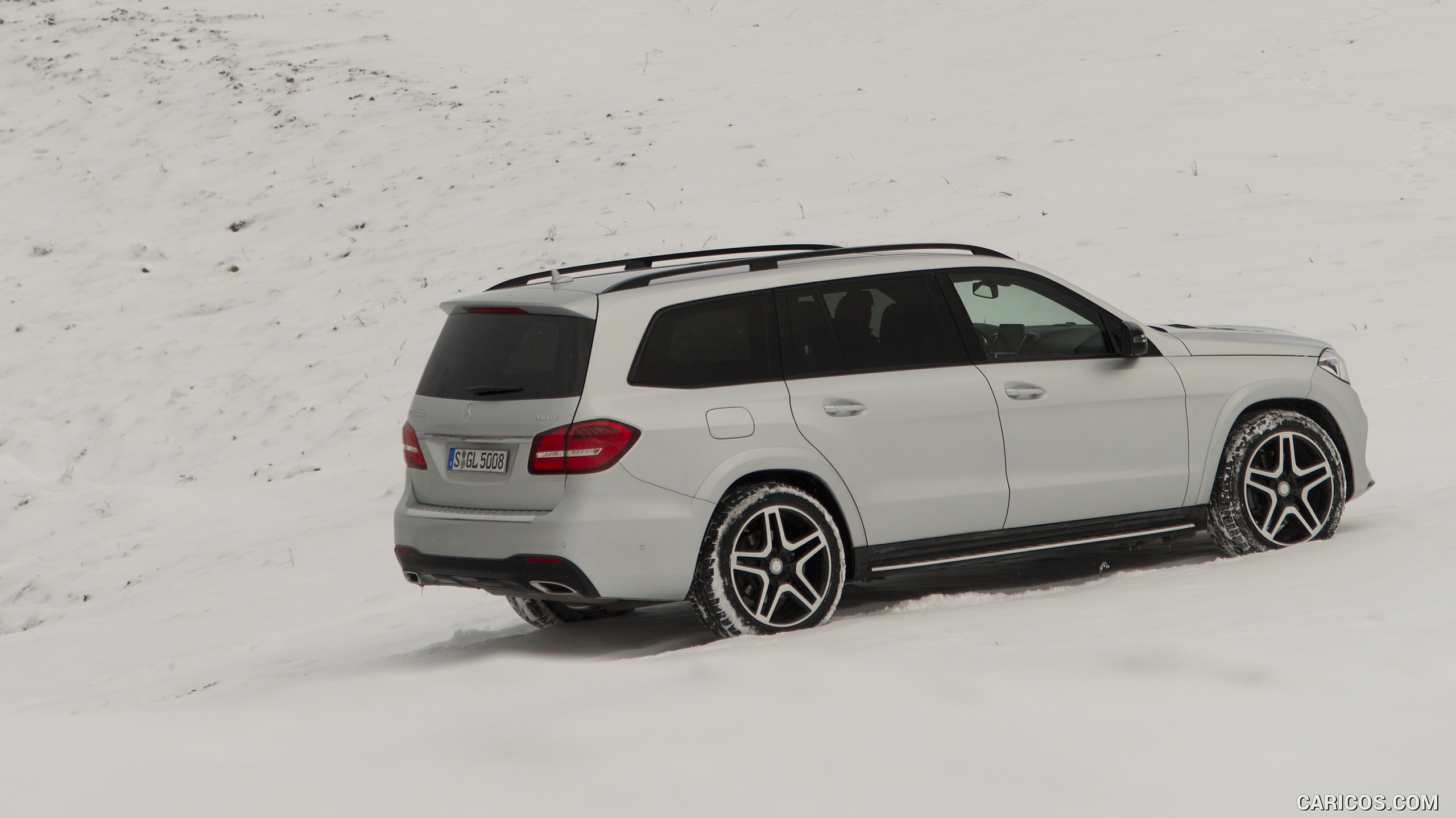 2017 Mercedes-Benz GLS 500 4MATIC AMG Line in Snow - Side, #158 of 255