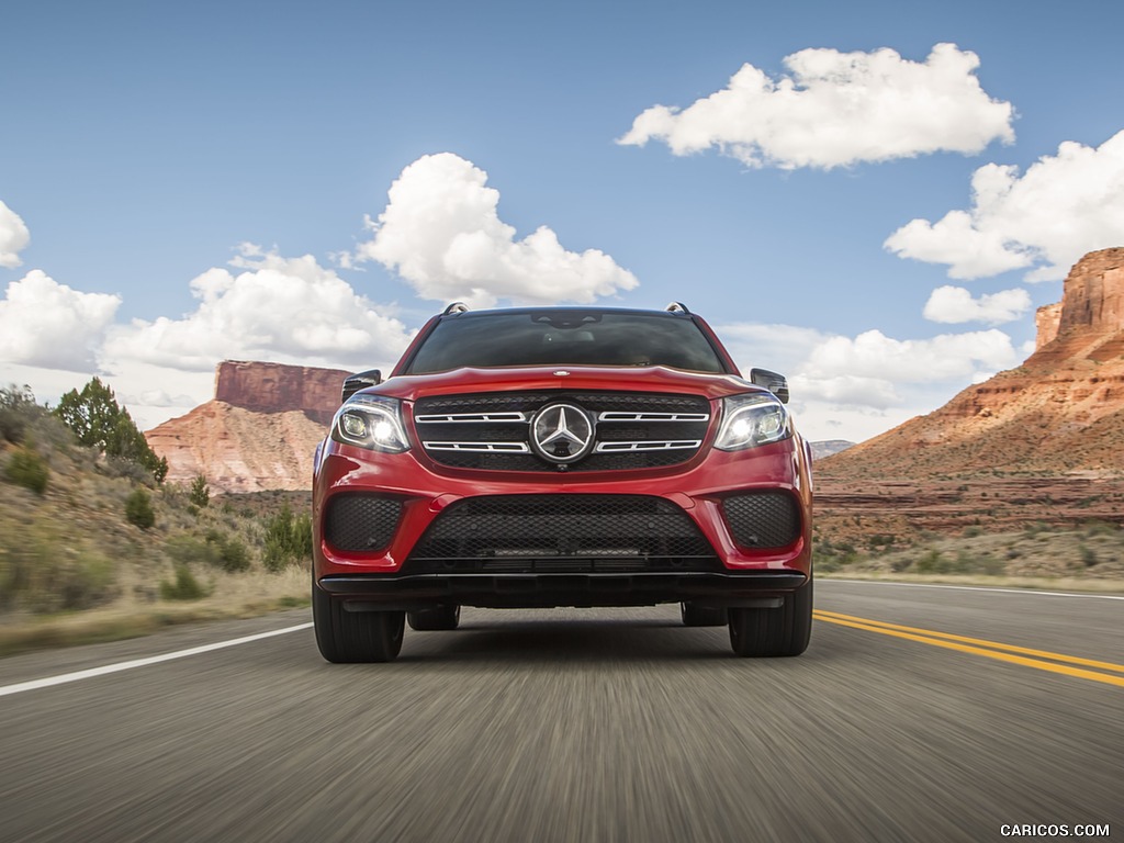 2017 Mercedes-Benz GLS 550 (US-Spec) - Front