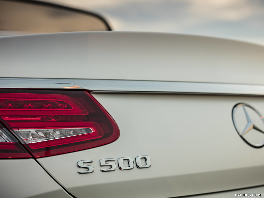 2017 Mercedes-Benz S-Class S500 Cabriolet AMG Line (UK-Spec) - Tail Light