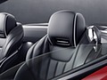 2017 Mercedes-Benz SL - Seats with AIRSCARF