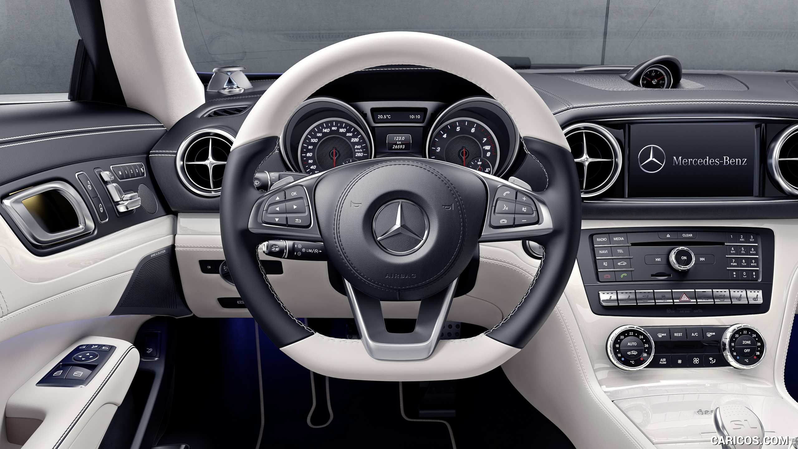 2017 Mercedes-Benz SL Roadster designo Edition - Interior, Cockpit, #5 of 8
