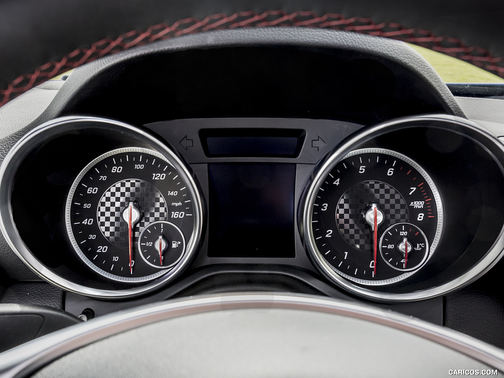 2017 Mercedes-Benz SLC 300 (UK-Spec) - Instrument Cluster