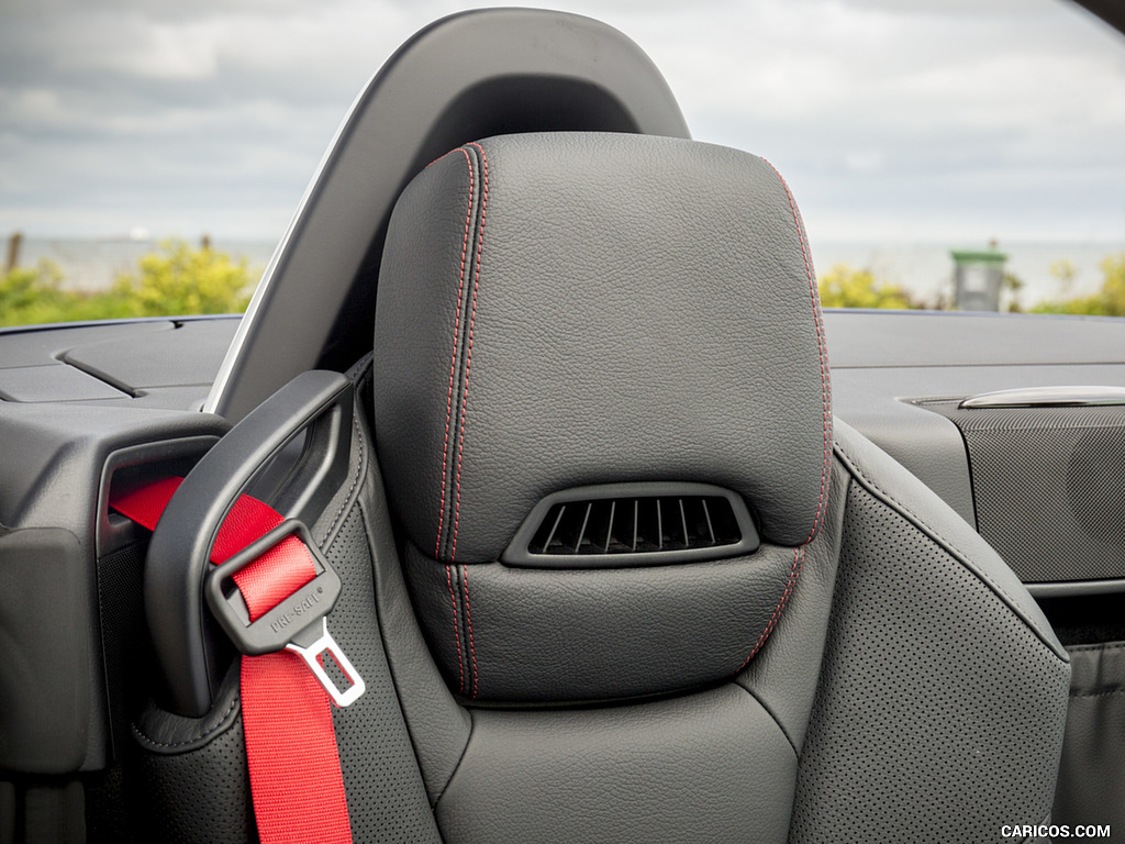 2017 Mercedes-Benz SLC 300 (UK-Spec) - Interior, Seats